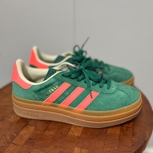 Adidas Women's Gazelle Bold Collegiate Green Coral Size 5